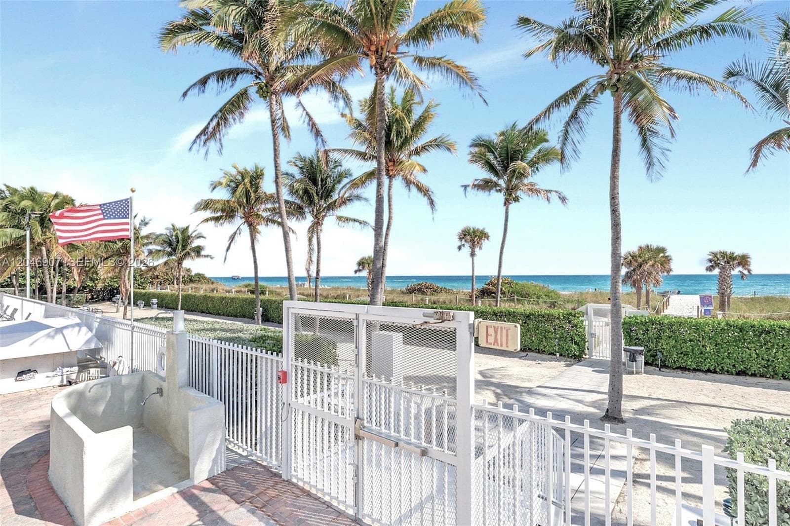 A12046907 — Miami Beach
