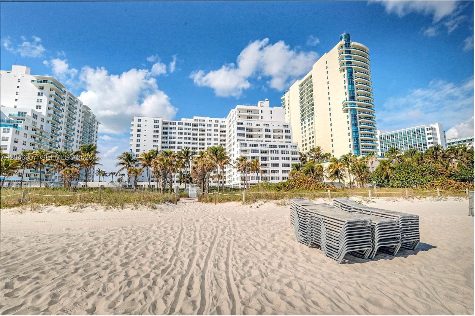 A12046907 — Miami Beach — 31