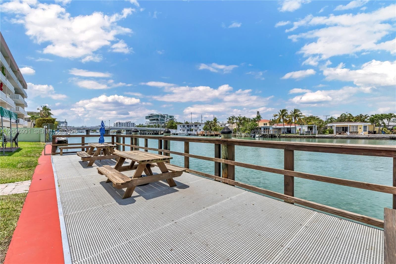 A12046991 — Miami Beach — 14