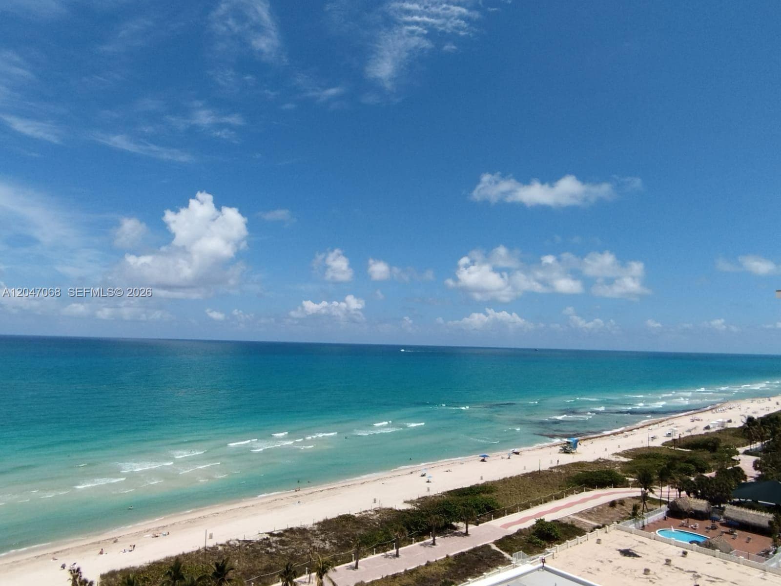 A12047068 — Miami Beach — 36
