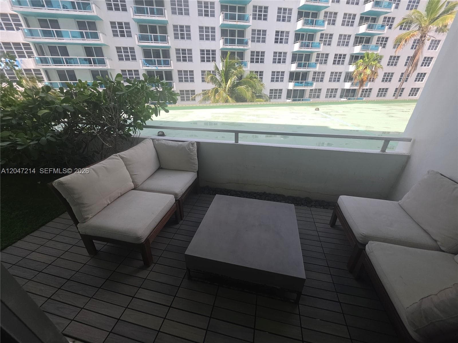 A12047214 — Miami Beach — 24