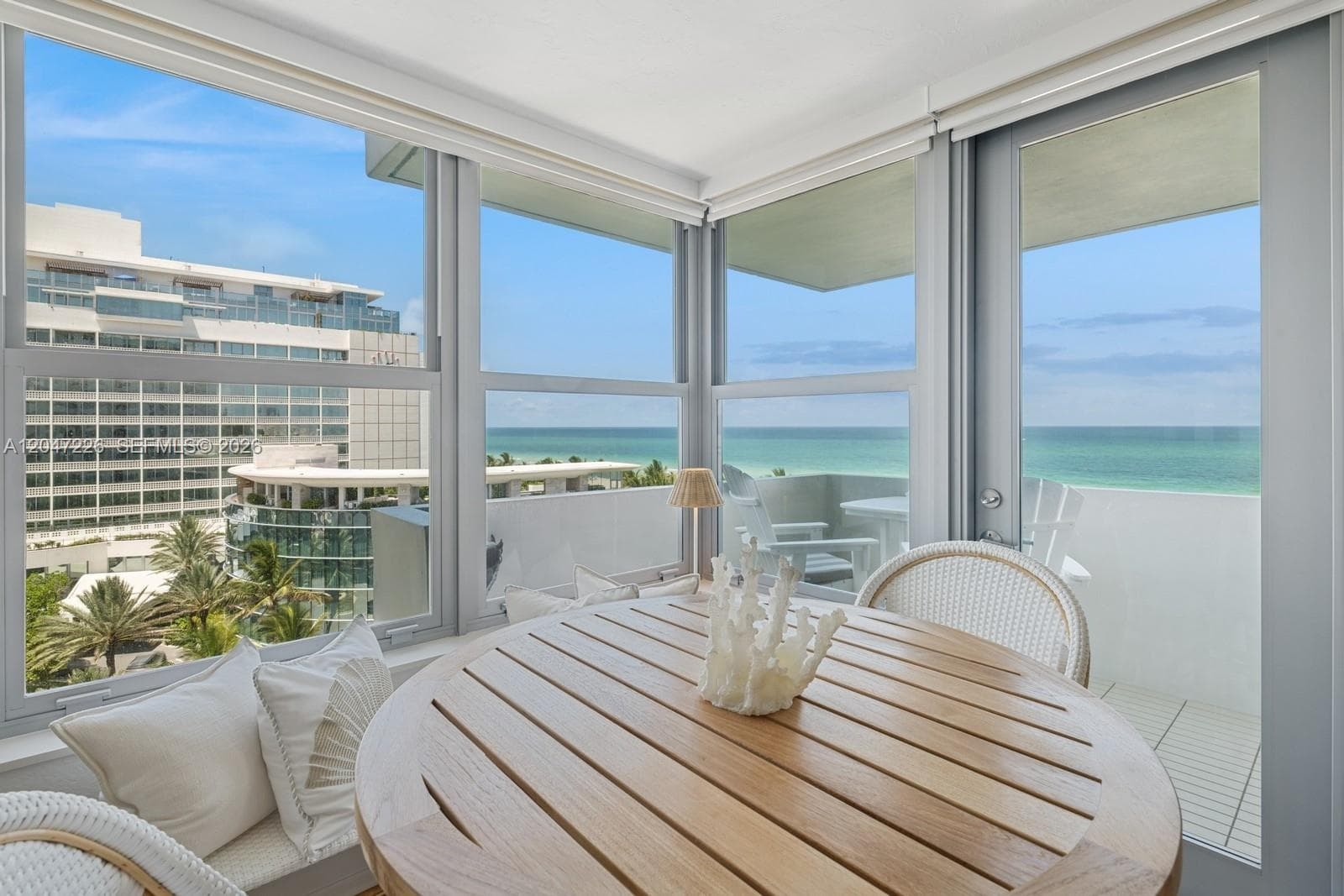A12047226 — Miami Beach — 10