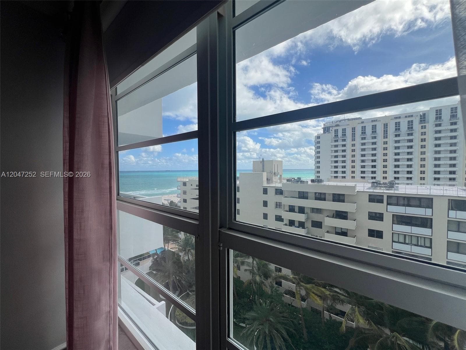 A12047252 — Miami Beach — 4