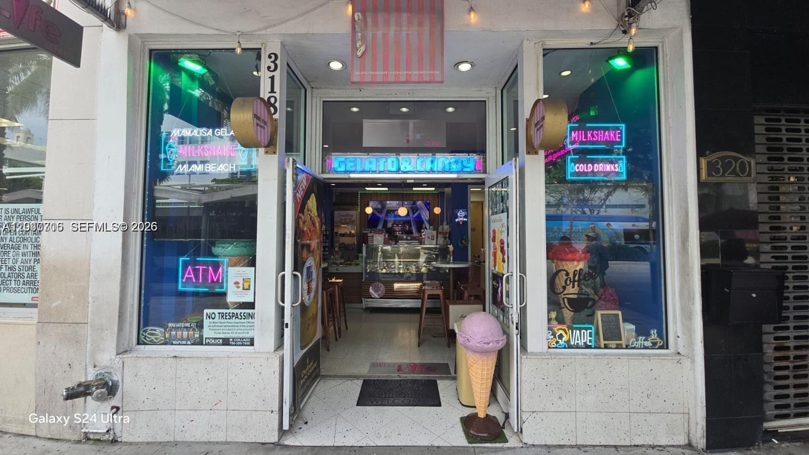 A12047306 — Miami Beach — 6
