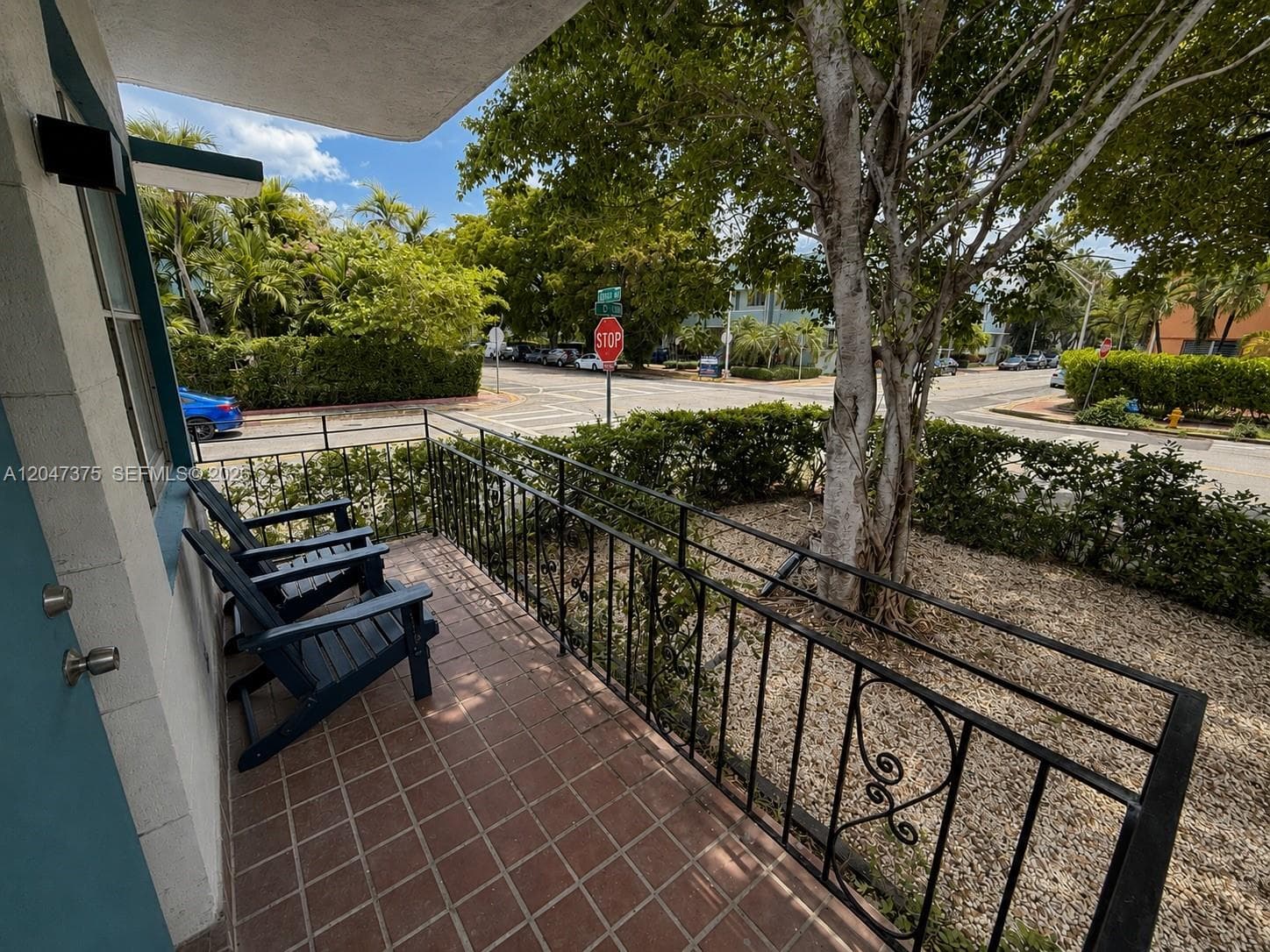 A12047375 — Miami Beach — 27