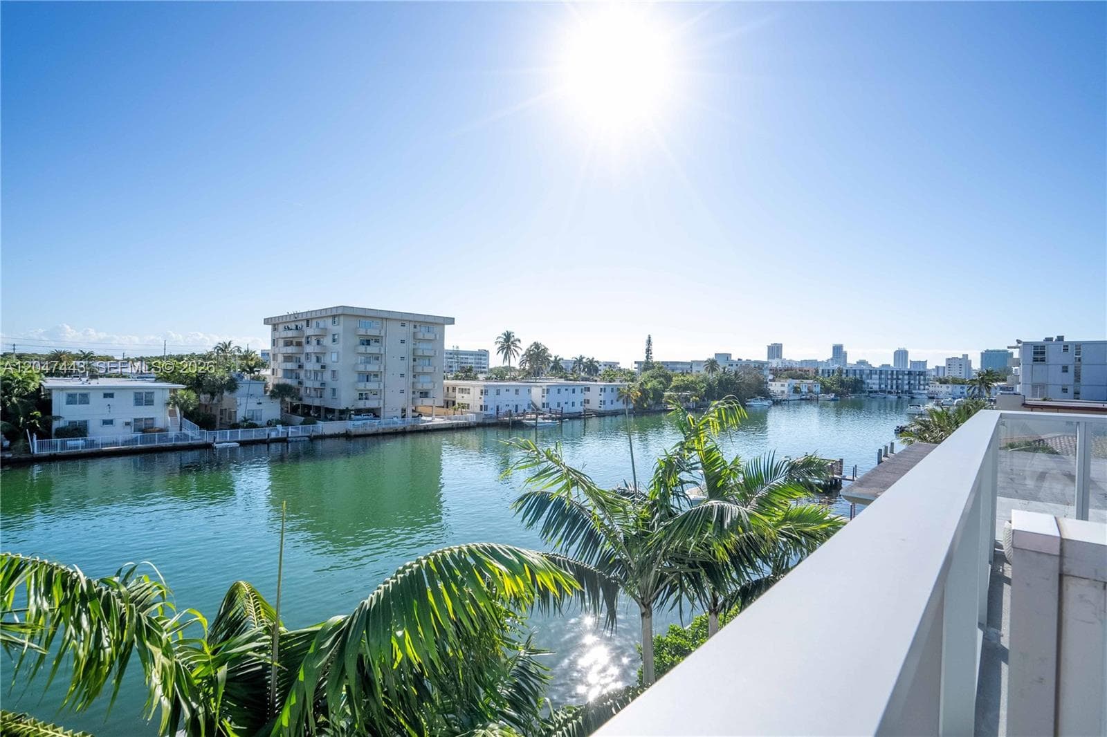 A12047443 — Miami Beach — 5