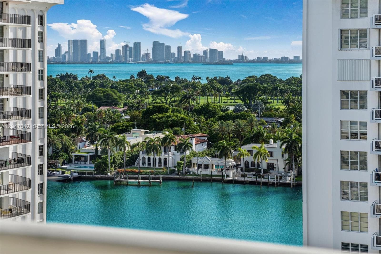 A12047542 — Miami Beach — 5