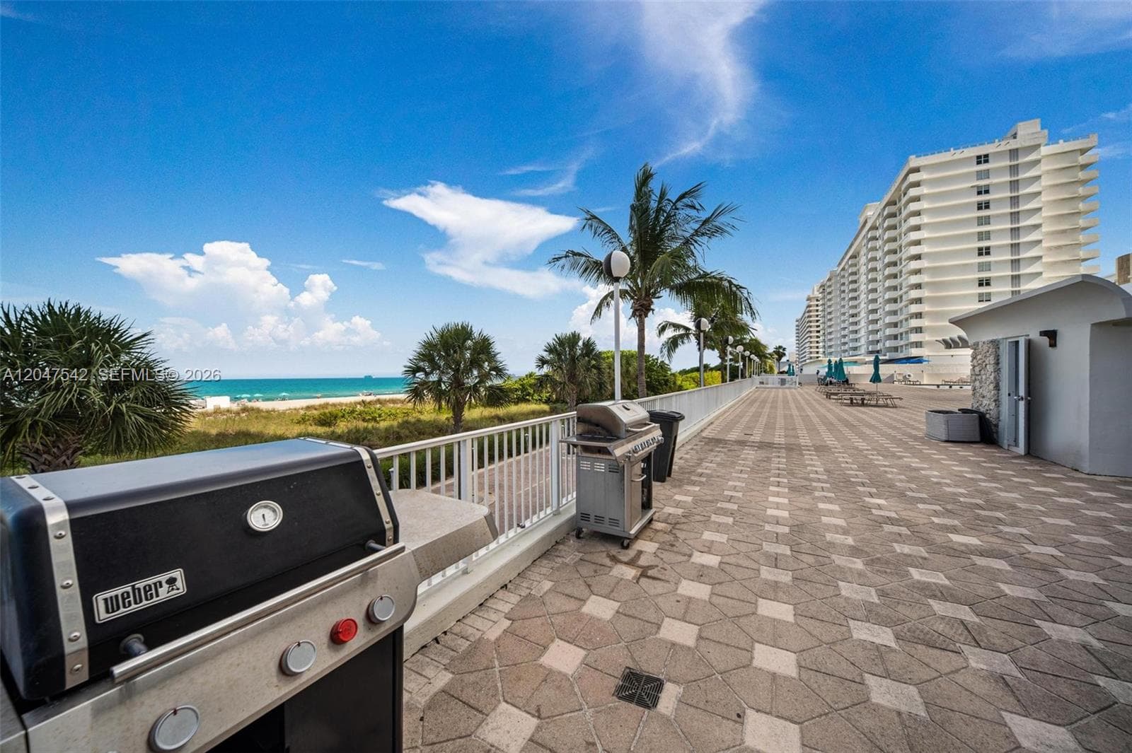 A12047542 — Miami Beach — 18