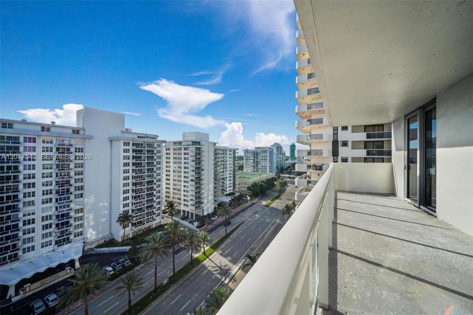 A12047542 — Miami Beach — 8