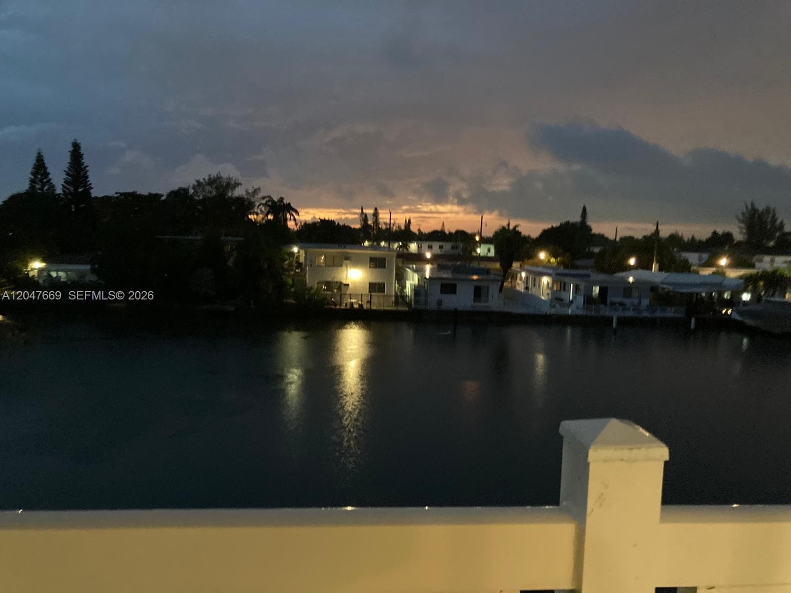 A12047669 — Miami Beach — 2