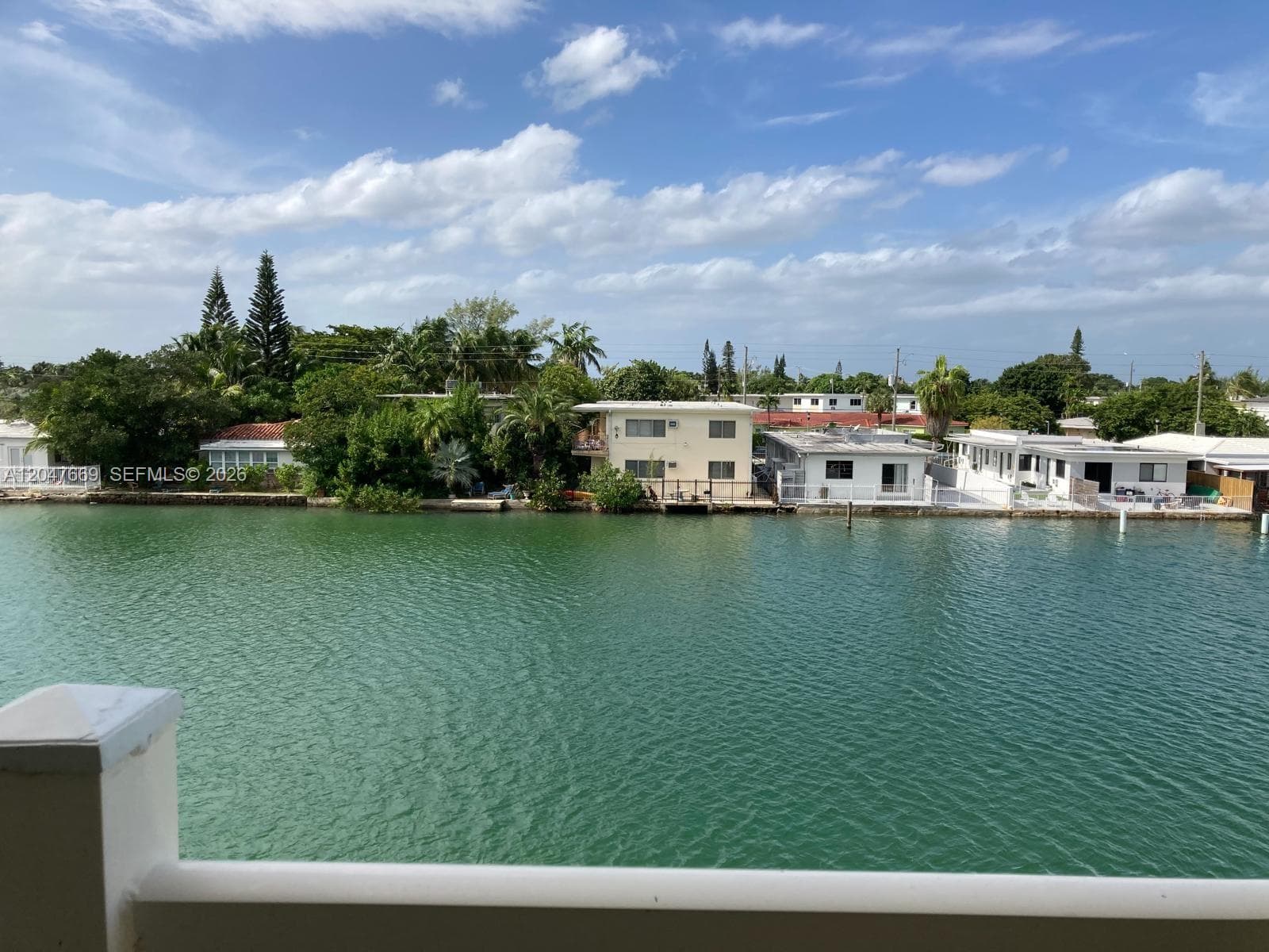 A12047669 — Miami Beach