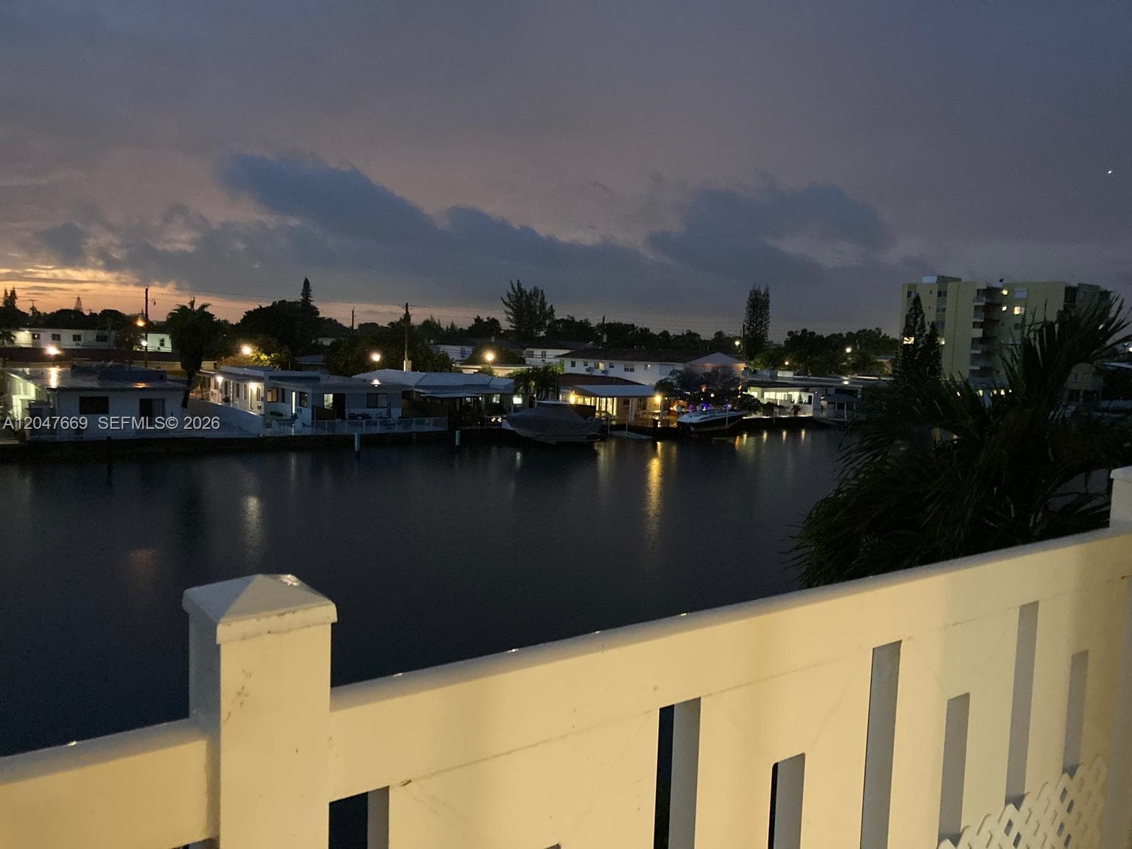 A12047669 — Miami Beach — 37