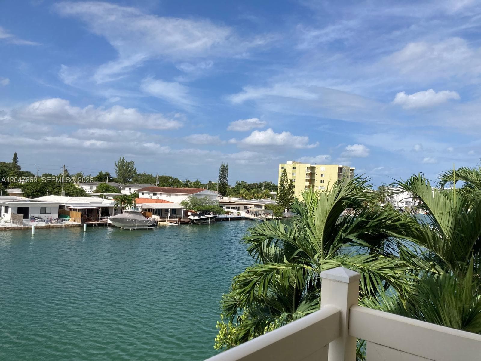 A12047669 — Miami Beach — 29