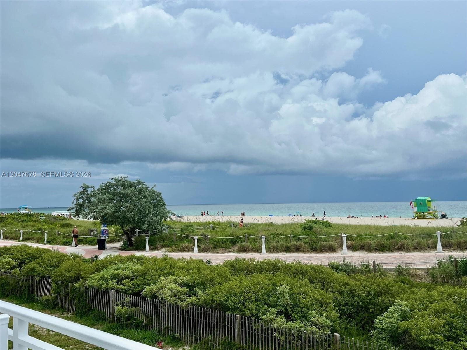 A12047678 — Miami Beach — 16