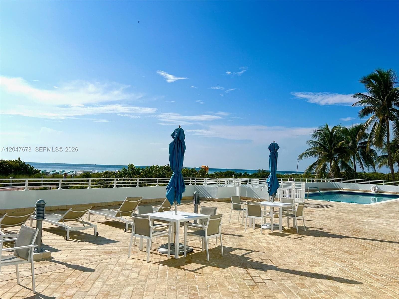 A12047678 — Miami Beach — 12