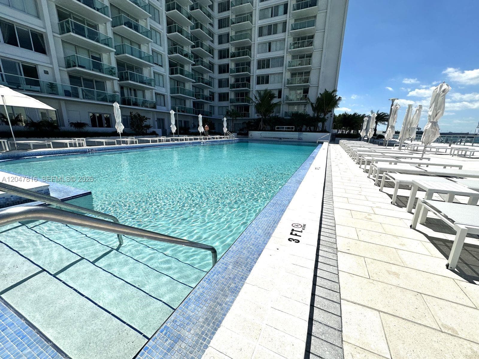A12047816 — Miami Beach — 36
