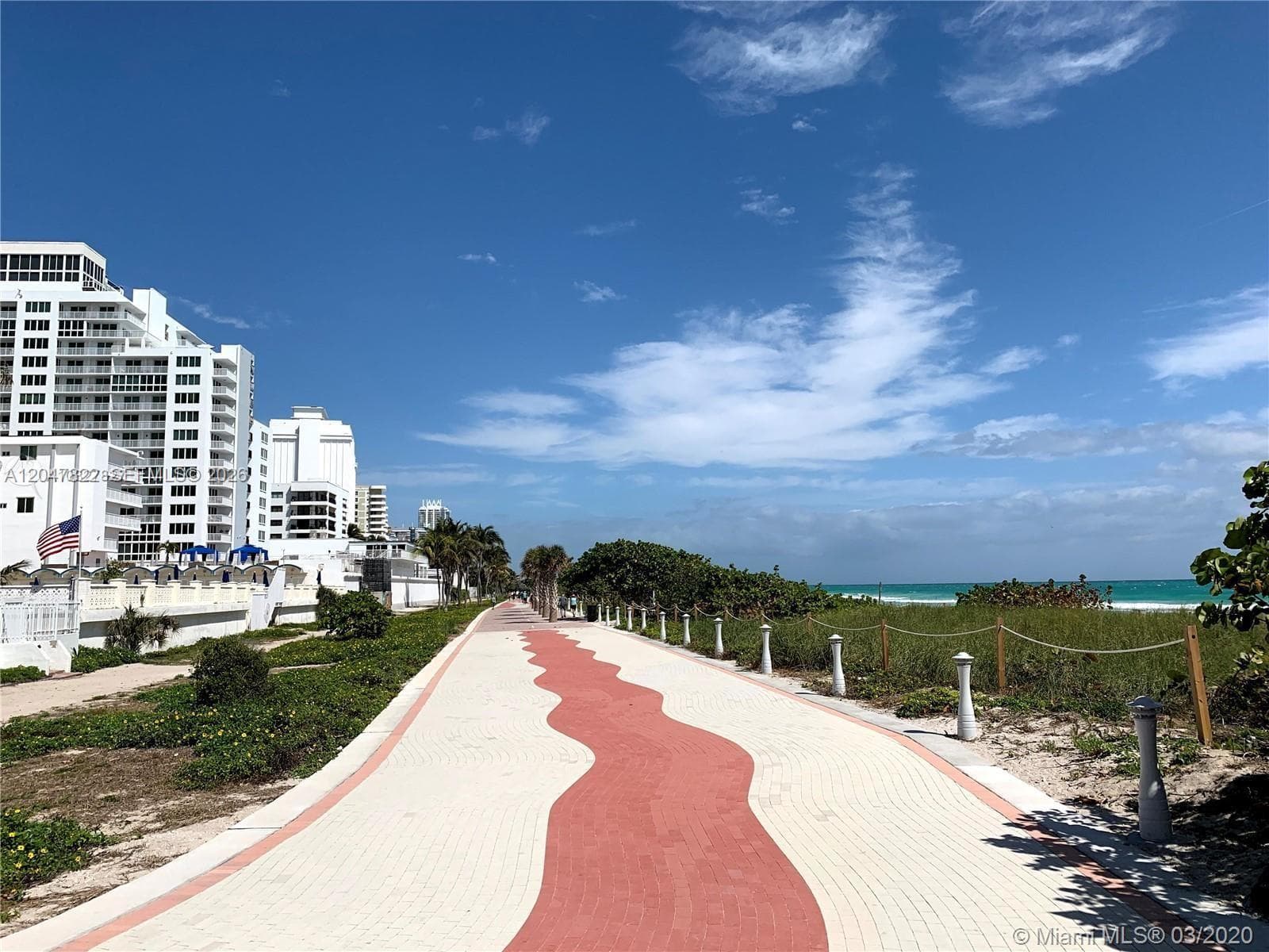 A12047822 — Miami Beach — 27