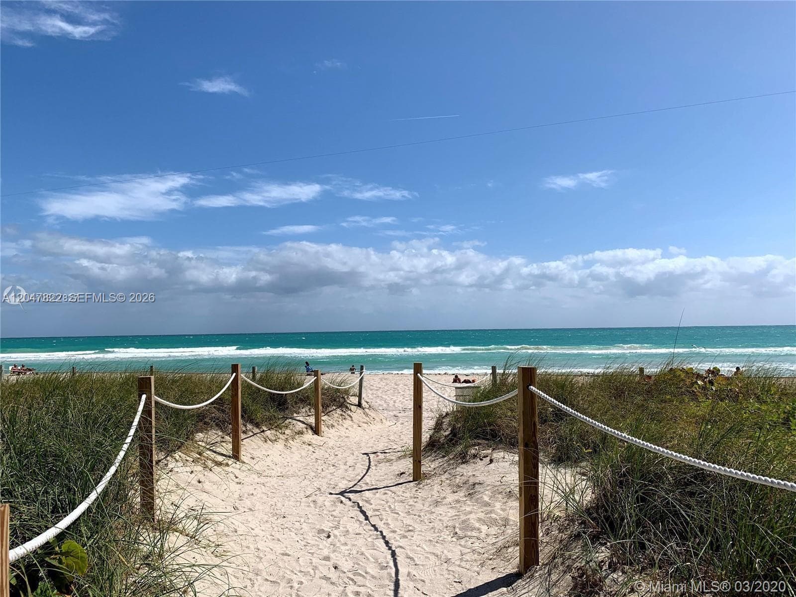 A12047822 — Miami Beach — 28