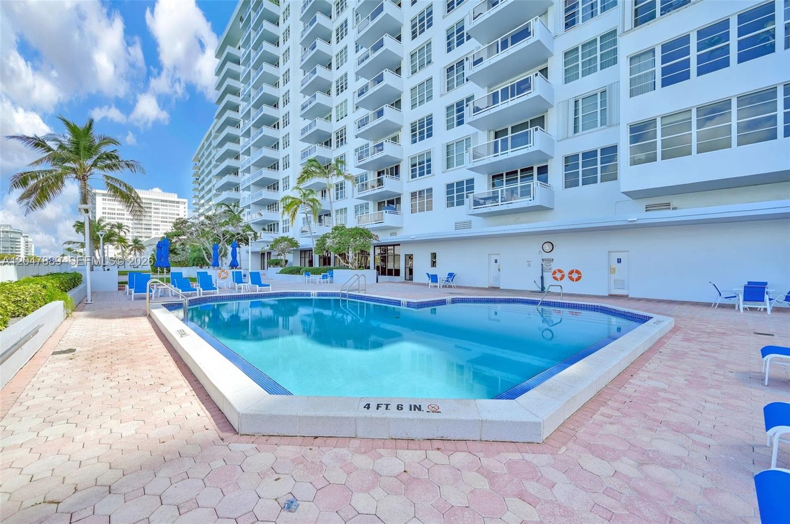 A12047889 — Miami Beach — 38