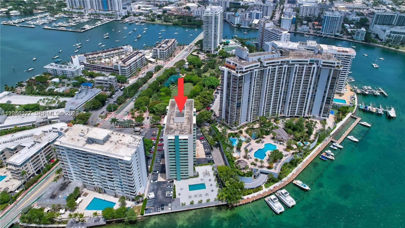 A12048077 — Miami Beach — 38